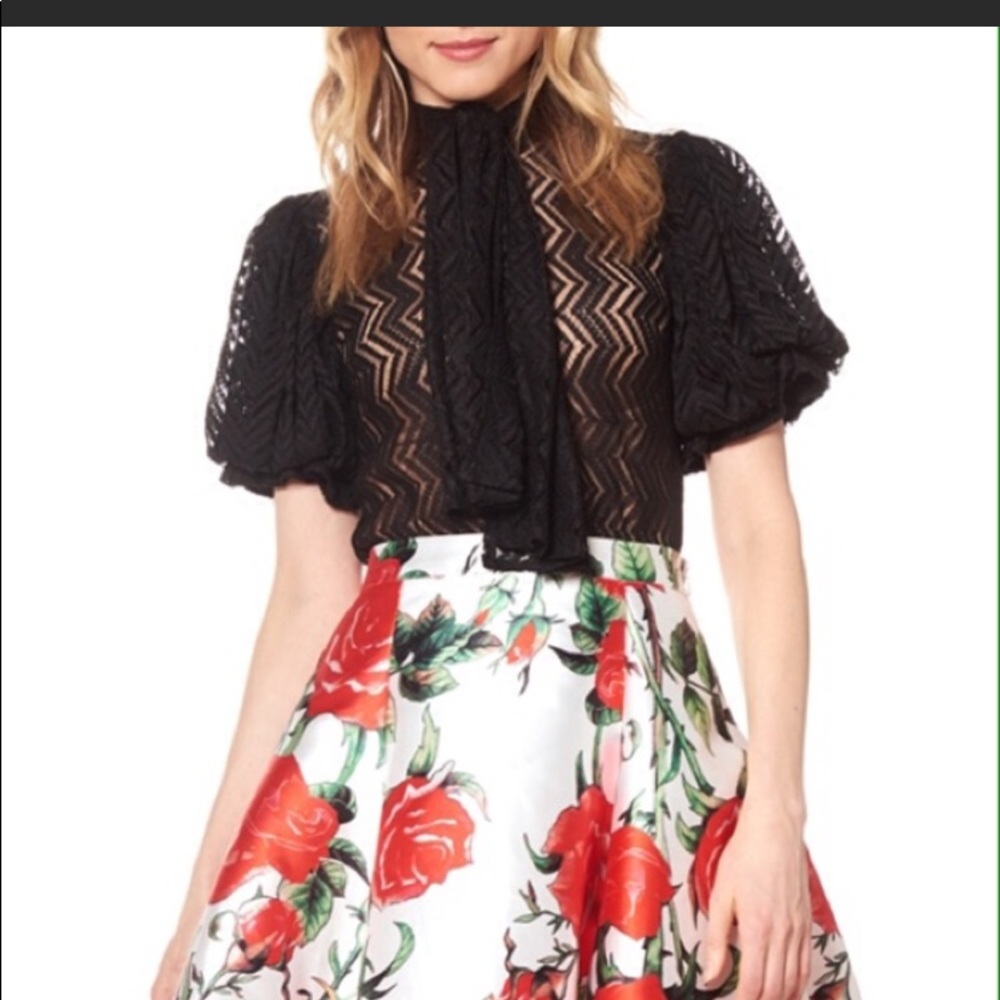 Gracia White Puff Sleeves  with Sash Blouse >Red<